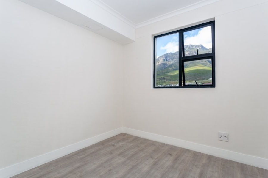 2 Bedroom Property for Sale in Zonnebloem Western Cape